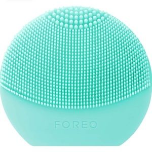 💋NEW💋 FOREO Luna Play Plus 2 Silicone Facial Cleansing Brush & Face Exfoliator